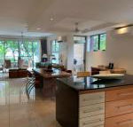 Beach House Apartment 1 - Perths Hotel