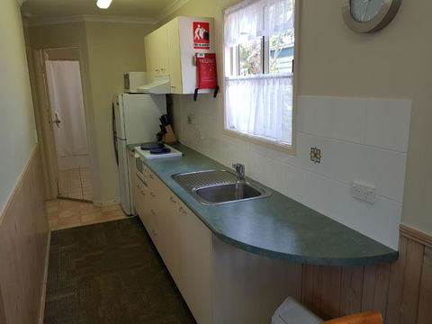Jacaranda Holiday Park - Perths Hotel 2