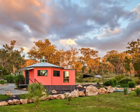 Zuny Yurt - Perths Hotel 1