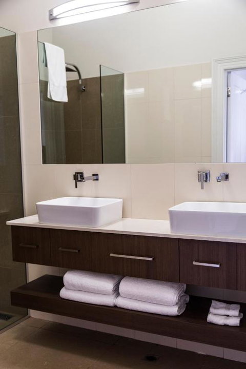 Simmers Serviced Apartments - Perths Hotel 4