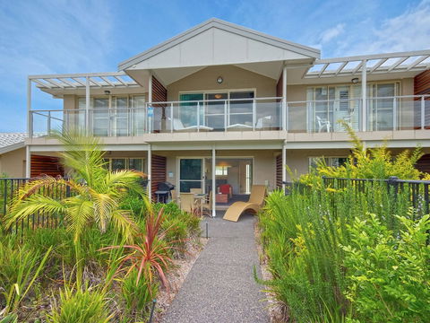 Pacific Blue Townhouse 358 / 265 Sandy Point Road - Perths Hotel 1