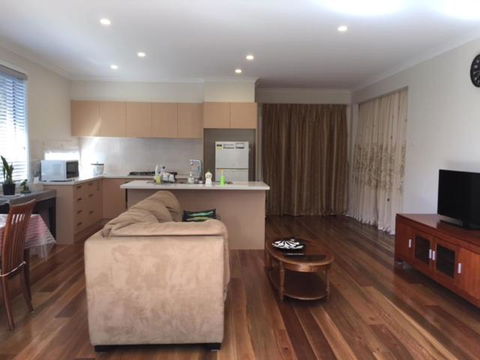 Unit2B - Perths Hotel 6