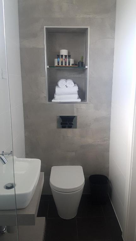 The Avenue Inn - Perths Hotel 2