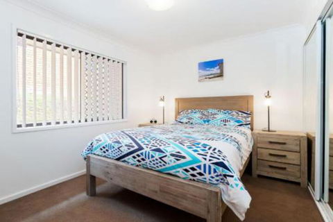 Kallaroo Street 3 Corlette - Perths Hotel 3