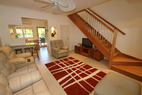 Florida Unit 4 Shoal Bay - Perths Hotel 5