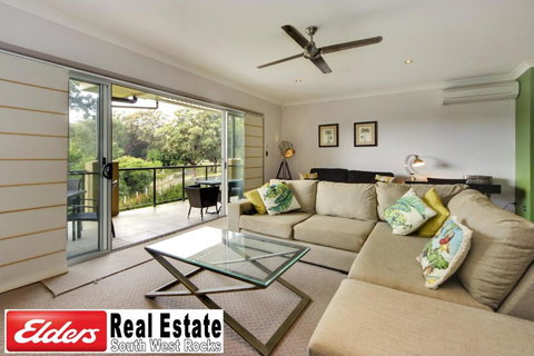 Front Creek Unit No 5 - Perths Hotel 2