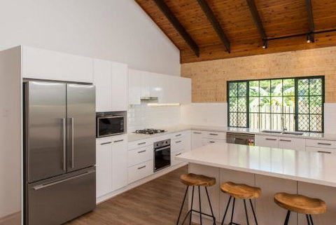 Bedella - Perths Hotel 0