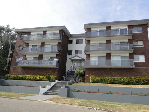 4 Adriana 83 Ronald Avenue Open Plan Living With Backyard - Perths Hotel 6