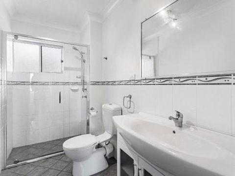 Bella Vista Unit 20 / 19 Shoal Bay Road - Perths Hotel 5