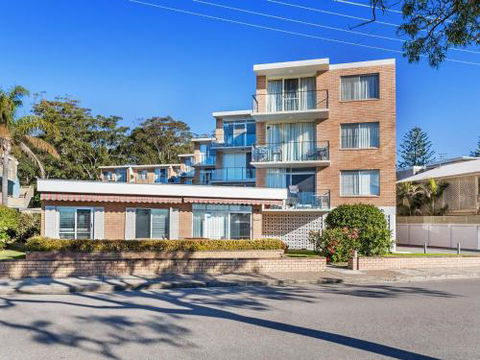 Bella Vista Unit 20 / 19 Shoal Bay Road - Perths Hotel 3