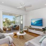 KINGY BEACH HOUSE At 162 - Perths Hotel 0
