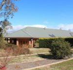 Gundaroo Manor Bed  Breakfast - Perths Hotel