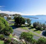 1 Kiah 53 Victoria Parade stunning views wifi aircon just across the road to the water - Perths Hotel