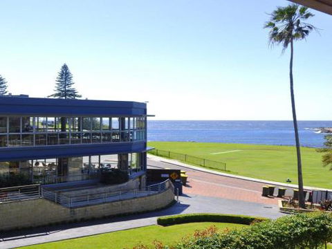 Anchorage AtHarbourside Magnificent Views - Perths Hotel 3