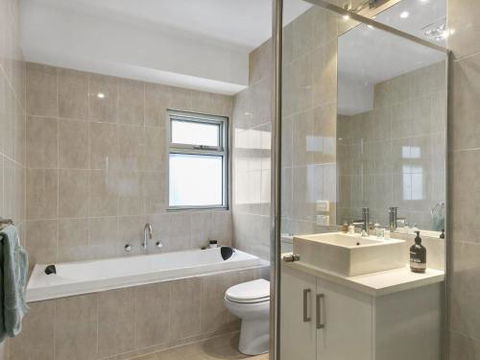 LOUTTIT BAY APARTMENT 2 Main Street With Wifi & Views - Perths Hotel 6