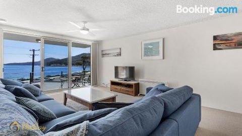 Bella Vista Unit 4 Shoal Bay - Perths Hotel 0