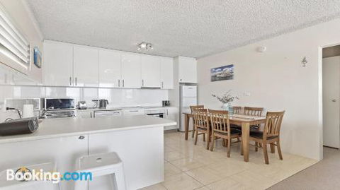 Bella Vista Unit 4 Shoal Bay - Perths Hotel 2