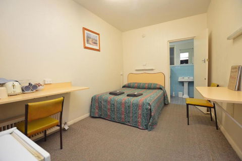 Billabong Motel - Perths Hotel 5