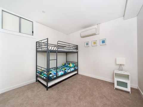 The Shoal Unit 309 / 4 8 Bullecourt Street - Perths Hotel 5