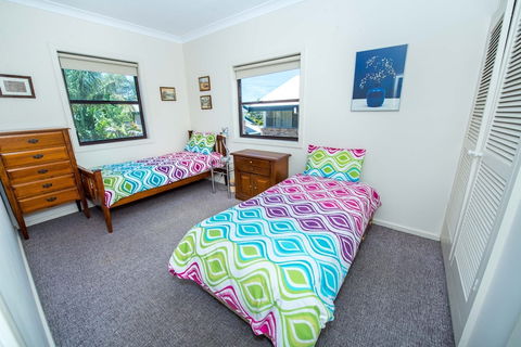 Shoal Bay Avenue Unit 7 - Perths Hotel 2