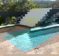Ocean Views Luxury Living in Noosa Heads Unit 2 / 13 Angler Street - Perths Hotel