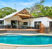 11 Naiad Court Rainbow Shores Fantastic Family Retreat Swimming Pool 200m to beach Free Wi Fi - Perths Hotel