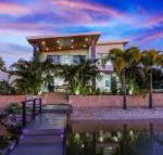 Space  seclusion on the water Noosa Heads - Perths Hotel