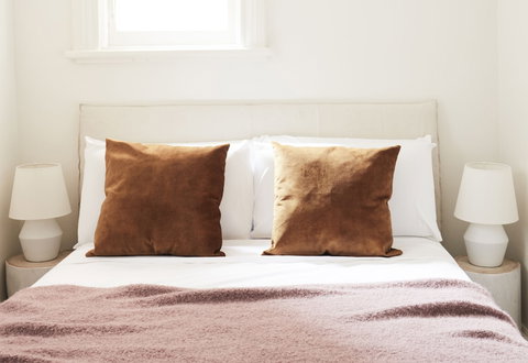 Three Rooms Sydney - Perths Hotel 6