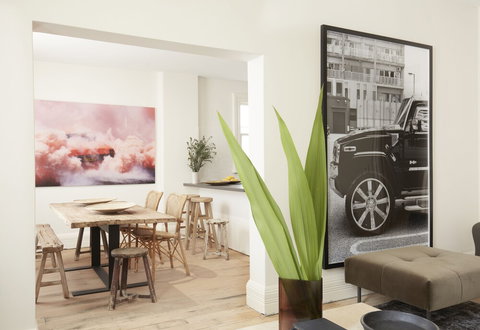 Three Rooms Sydney - Perths Hotel 1