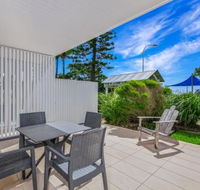Unit 7 Plantation Resort Rainbow Beach Air conditioned Pool  outdoor spa Plantation Resort - Perths Hotel