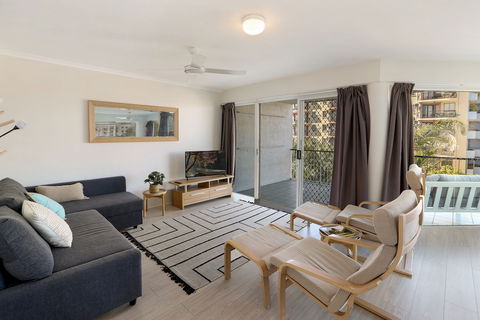 MAINSAIL8 - Mooloolaba Beach - Perths Hotel 1
