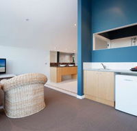 Venabu on Garuwa 20 Garuwa Street spectacular house with fabulous views - Perths Hotel