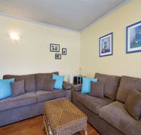 Shoal Towers Unit 5 / 11 Shoal Bay Road - Perths Hotel
