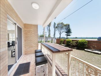 Bel Mare Unit 1 / 1 Shoal Bay Road - Perths Hotel 2