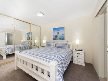 Bel Mare Unit 1 / 1 Shoal Bay Road - Perths Hotel 5