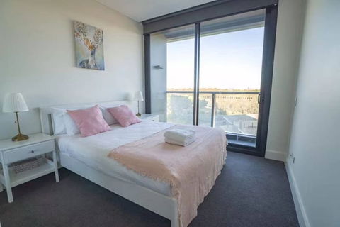 Luxury Skyrise 2bed2bath APT In Olympic Park - Perths Hotel 3