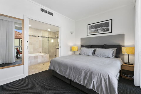 Perfect Location In Hastings Street Unit 134 Laguna On Hastings 32 Hastings Street - Perths Hotel 5