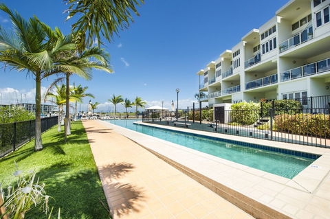 Beachside Apartment 5 - Perths Hotel 0