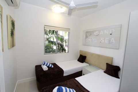 Beachside Apartment 5 - Perths Hotel 1