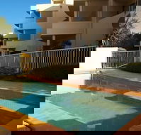 Costa Bella Apartments - Perths Hotel