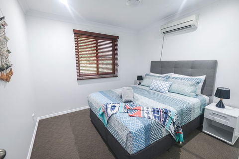 Absolute Airlie Airlie Beach - Perths Hotel 6