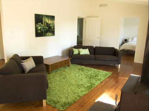 Wild Patch Retreat & Gourmet Chocolate Maker - Perths Hotel 1