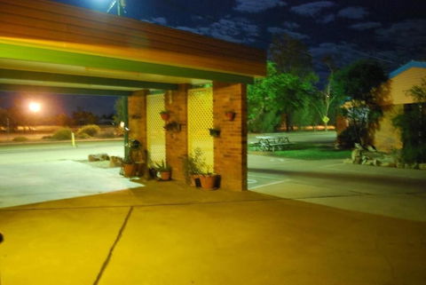 Abajaz Motor Inn - Perths Hotel 4