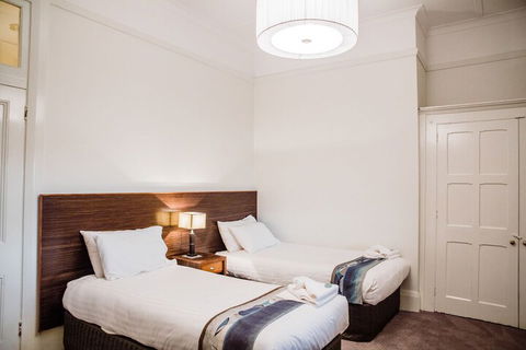 Low Head Pilot Station - Perths Hotel 5