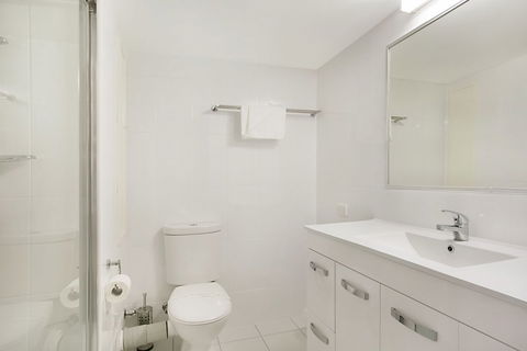Solnamara Beachfront Apartments - Perths Hotel 6