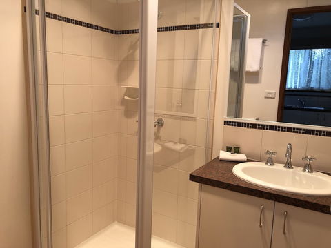 Daysy Hill Country Cottages - Perths Hotel 5