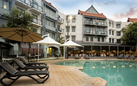 Pagoda Resort & Spa - Perths Hotel 1