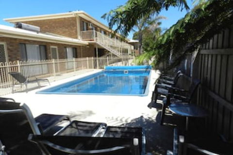Allambi Holiday Apartments - Perths Hotel 7