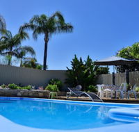 Palms Bed  Breakfast - Perths Hotel
