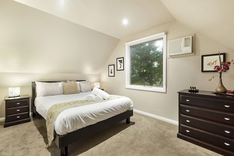 Briars Cottage - Daylesford - Perths Hotel 6